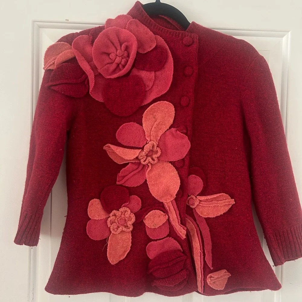 Sleeping on Snow Wool Appliqué Sweater - Picture 3 of 7